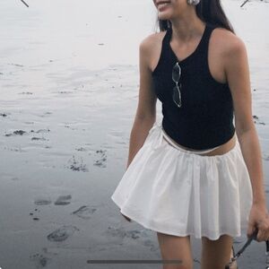 White cotton mini puffy skort